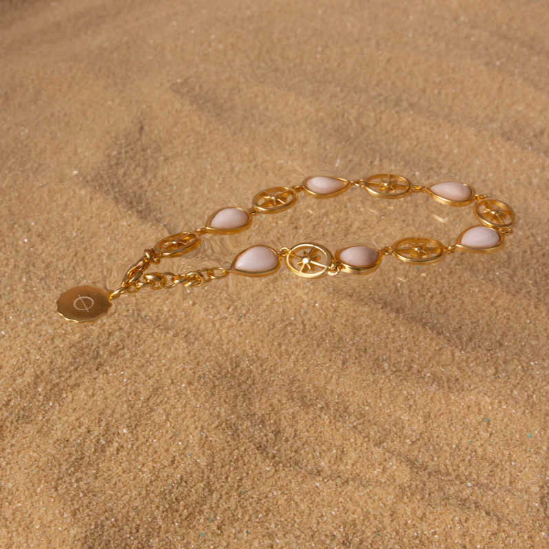Isla Droplet Bracelet - Image 5